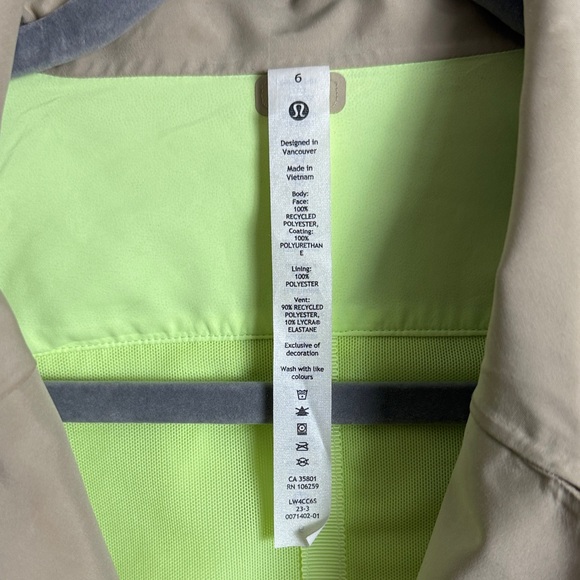 Women’s Lululemon Trench Coat - size 6 - Picture 5 of 6
